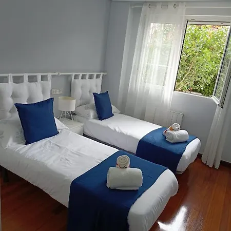 Paraiso Soleado: Piso Con Terraza, Piscina Y Garaje A 5 Min De Playa 카스트로우르디알레스