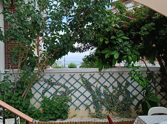 Paraiso Soleado: Piso Con Terraza, Piscina Y Garaje A 5 Min De Playa * Castro Urdiales