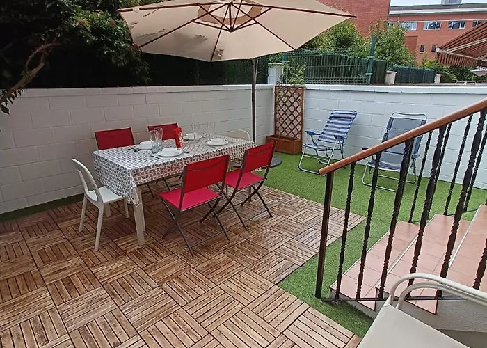 Paraiso Soleado: Piso Con Terraza, Piscina Y Garaje A 5 Min De Playa Castro Urdiales