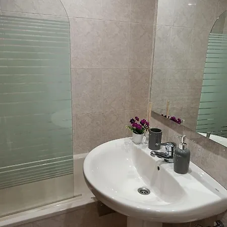Apartment Paraiso Soleado: Piso Con Terraza, Piscina Y Garaje A 5 Min De Playa Castro Urdiales
