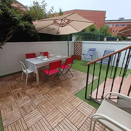 Paraiso Soleado: Piso Con Terraza, Piscina Y Garaje A 5 Min De Playa Castro Urdiales